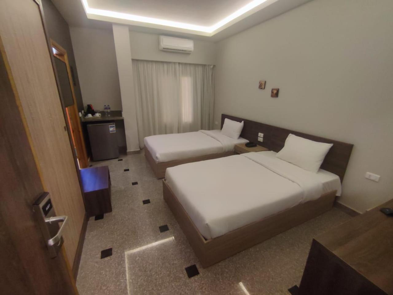 Al Dora Residence Hotel ฮูร์กาดา ภายนอก รูปภาพ