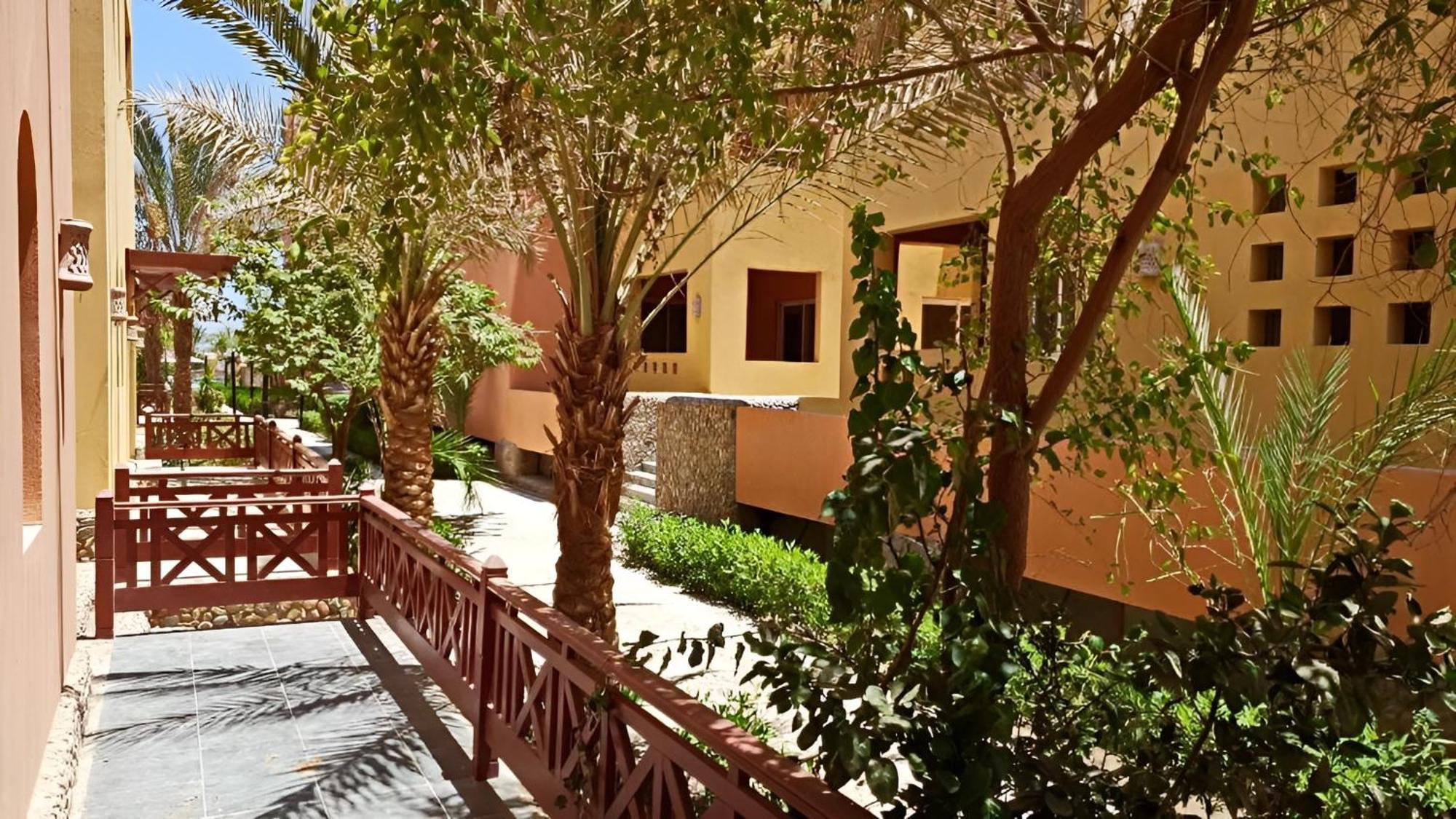 Al Dora Residence Hotel ฮูร์กาดา ภายนอก รูปภาพ